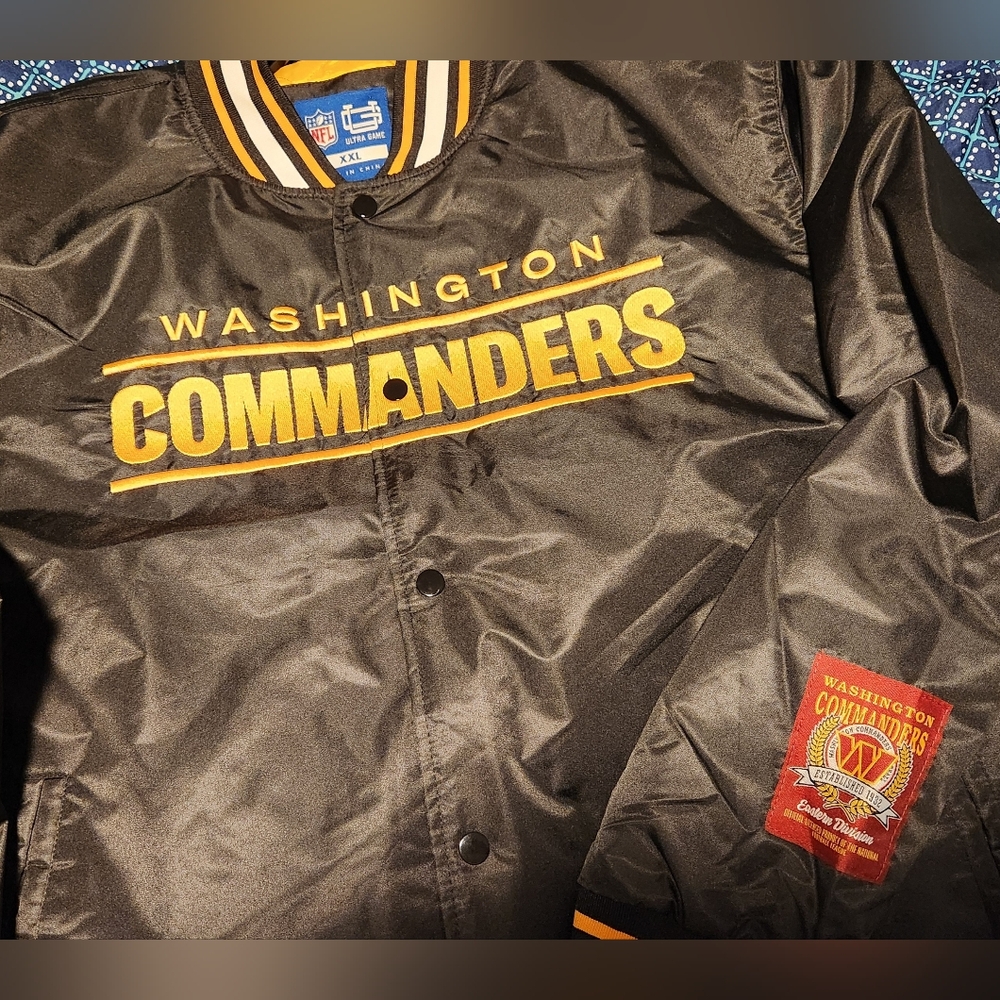 BRAND NEW WASHINGTON COMMANDERS JACKET SIZE 2XL